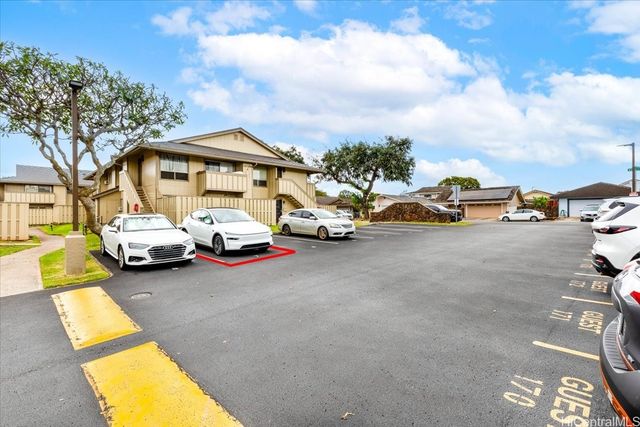 94-1210 Mopua Loop A3, Waipahu, HI 96797
