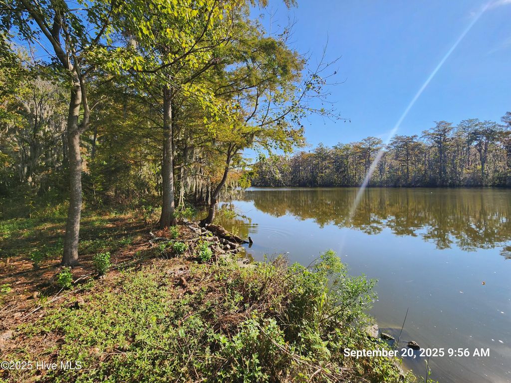 1777 Nixonton Road, Elizabeth City, NC 27909