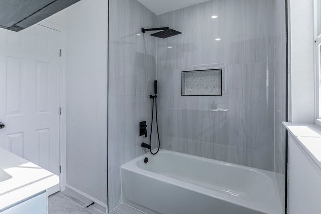 1026 La Clede Street, Bellmead, TX 76705