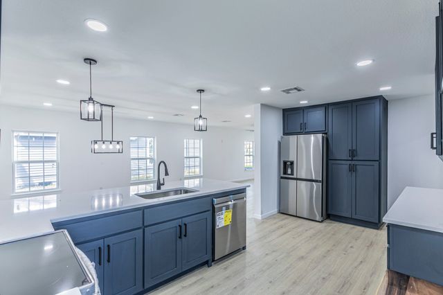 1026 La Clede Street, Bellmead, TX 76705