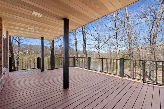 90 Lake Lane, Mountain Home, AR 72653