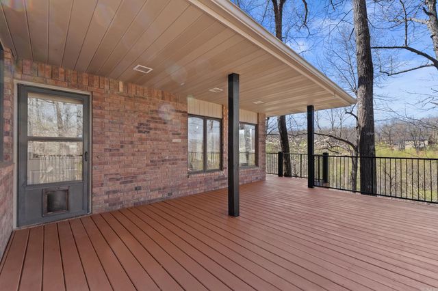 90 Lake Lane, Mountain Home, AR 72653