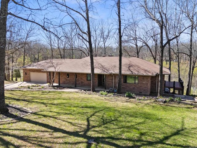 90 Lake Lane, Mountain Home, AR 72653