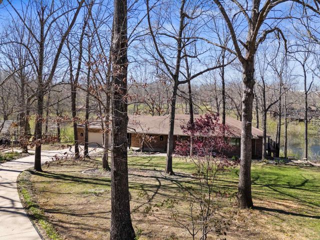 90 Lake Lane, Mountain Home, AR 72653