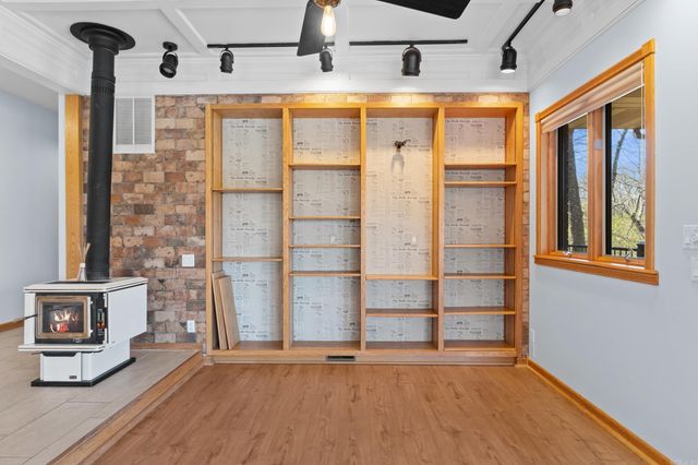 90 Lake Lane, Mountain Home, AR 72653