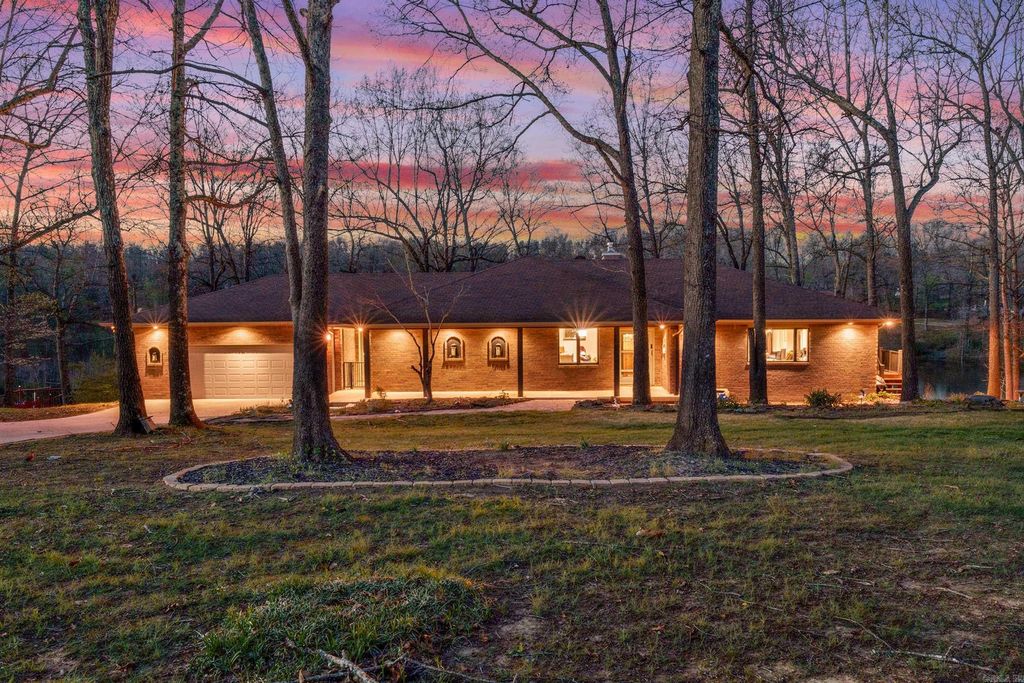 90 Lake Lane, Mountain Home, AR 72653
