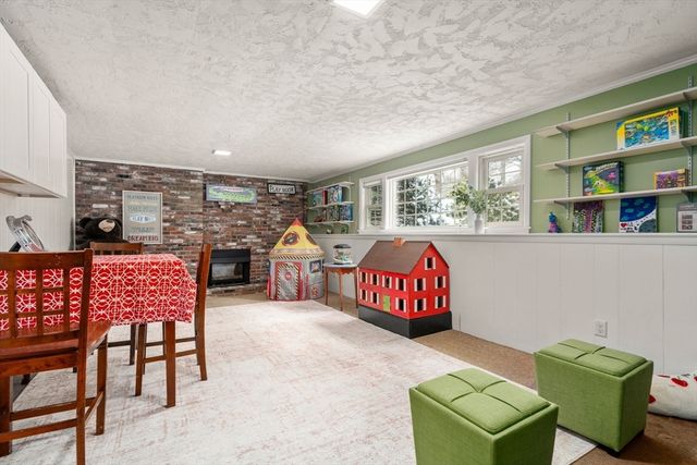 40 Bakers Hill Rd, Weston, MA 02493