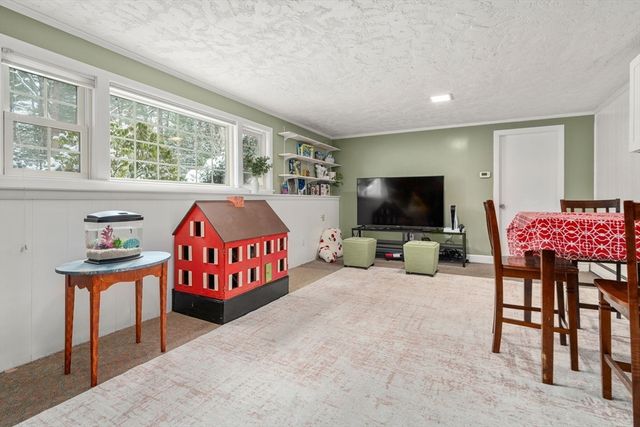 40 Bakers Hill Rd, Weston, MA 02493