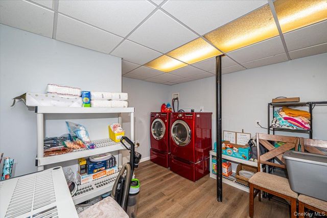 47 Cobblestone Drive, Shoreham, NY 11786