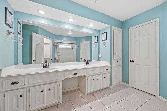 11922 Cypresswood Drive, Houston, TX 77070