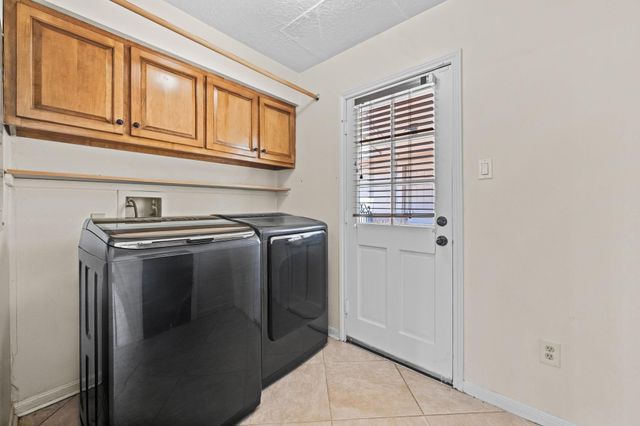 11922 Cypresswood Drive, Houston, TX 77070