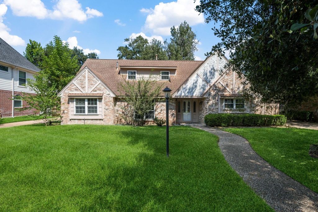 11922 Cypresswood Drive, Houston, TX 77070