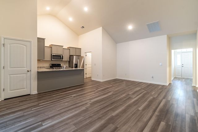 2125 Stillpointe Dr Drive, Sumter, SC 29154