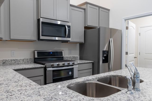 2125 Stillpointe Dr Drive, Sumter, SC 29154