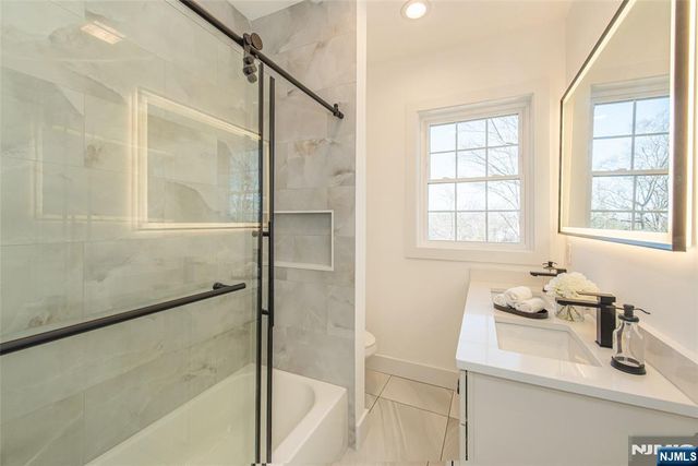 24 Shrewsbury Drive, Livingston, NJ 07039