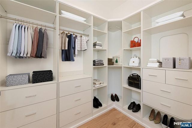 24 Shrewsbury Drive, Livingston, NJ 07039