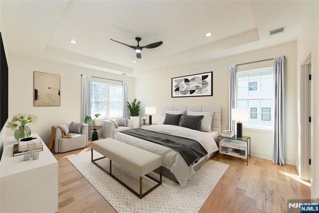 24 Shrewsbury Drive, Livingston, NJ 07039