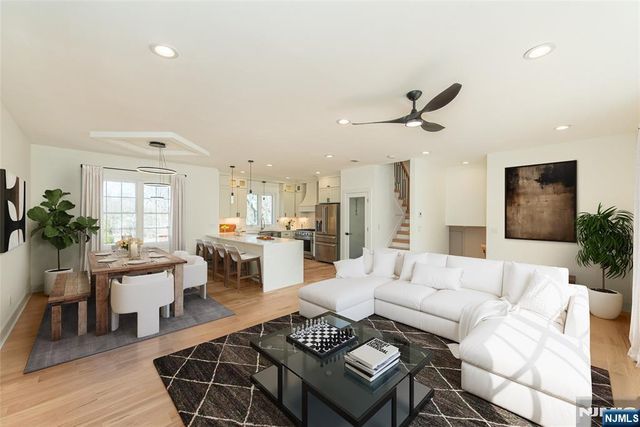 24 Shrewsbury Drive, Livingston, NJ 07039