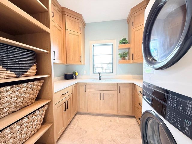1109 Kyron Drive, Waunakee, WI 53597