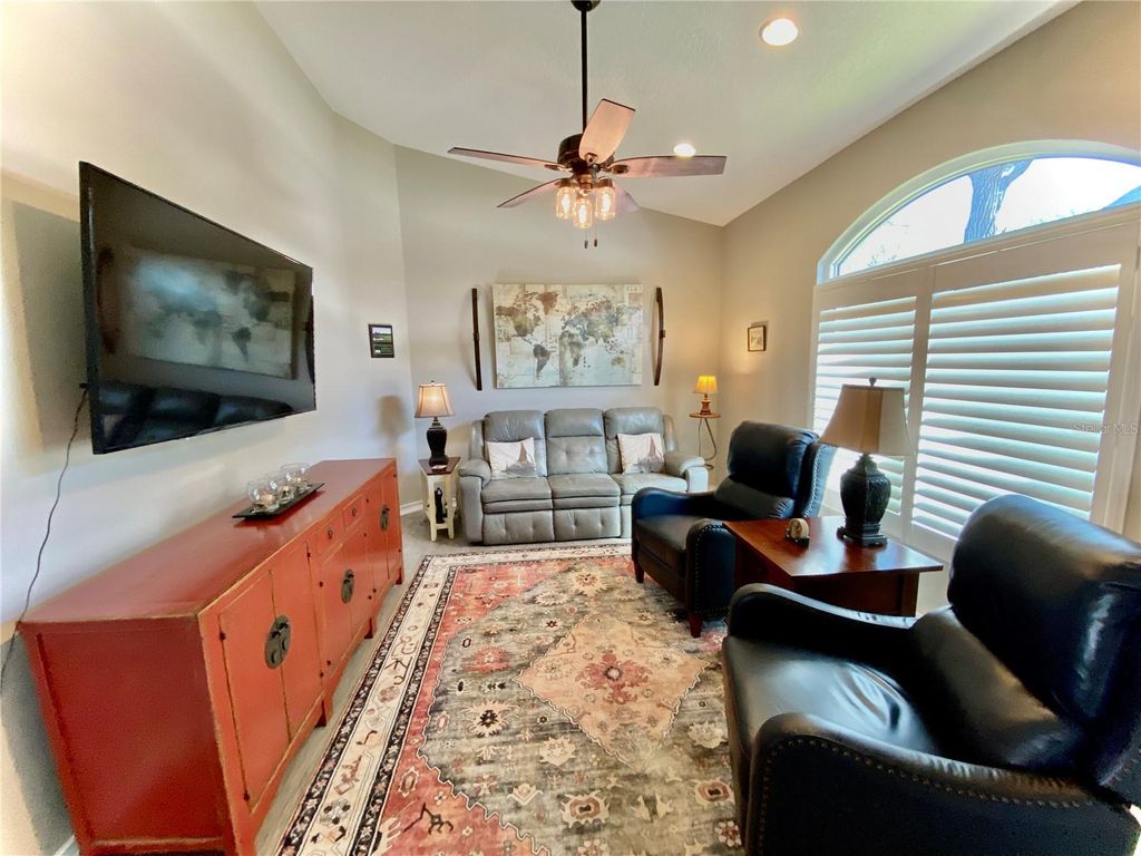 Image 38 of property listing at 1520 91ST COURT NW, Bradenton, FL 34209