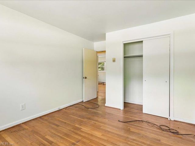 122 Stanley DR, Williamsburg, VA 23185