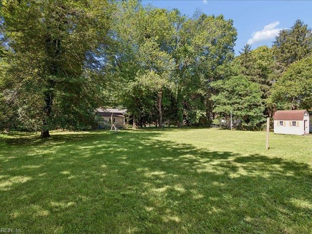122 Stanley DR, Williamsburg, VA 23185