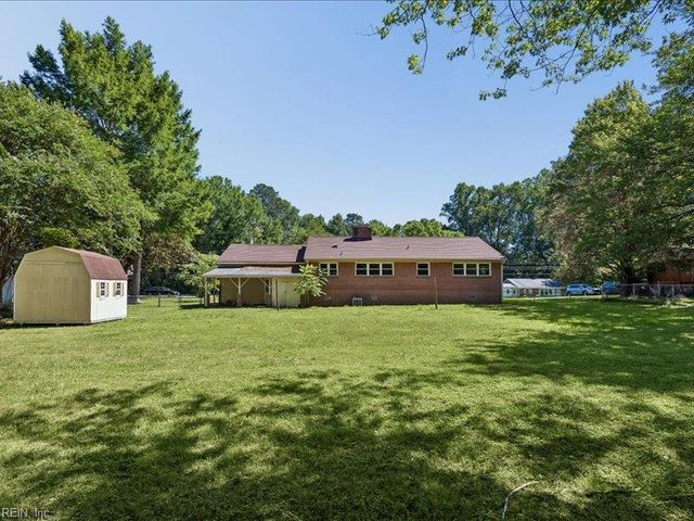 122 Stanley DR, Williamsburg, VA 23185