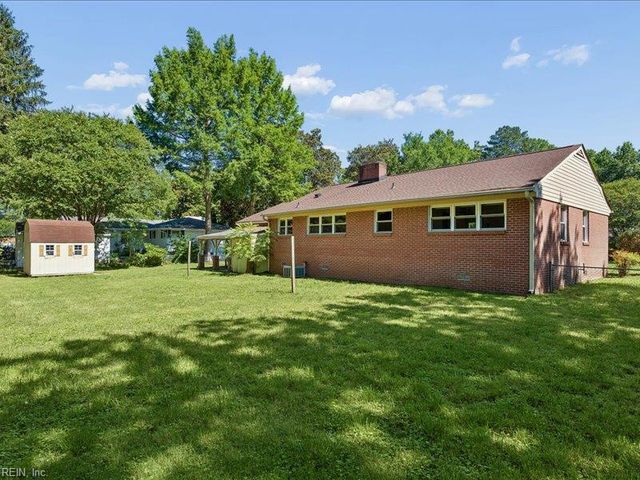122 Stanley DR, Williamsburg, VA 23185