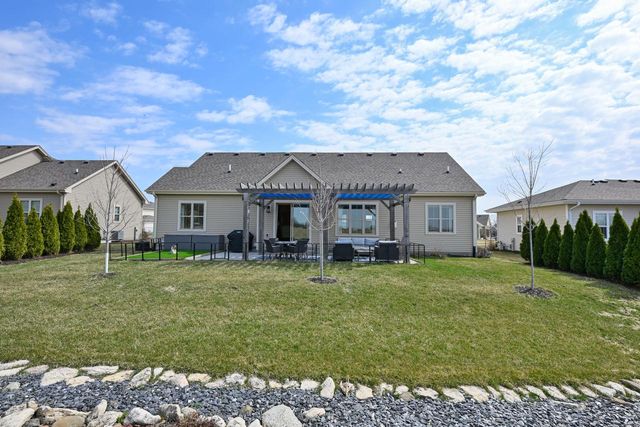 2008 Norfolk COURT, Union Grove, WI 53182