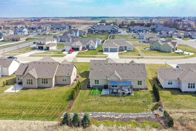2008 Norfolk COURT, Union Grove, WI 53182
