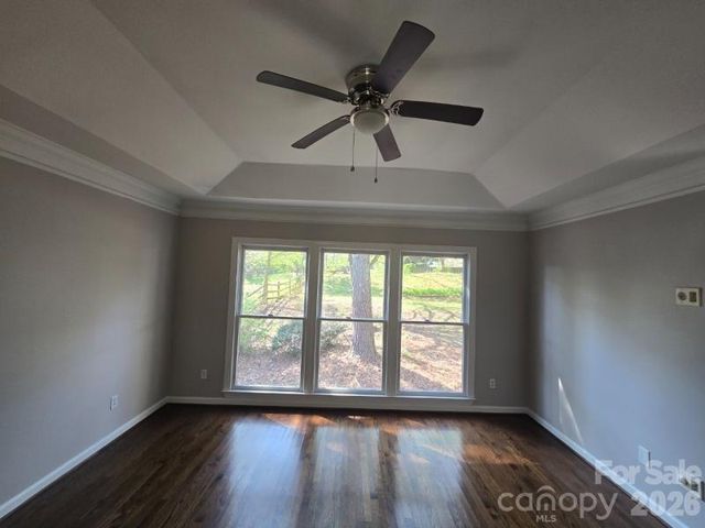 9011 Coleshire Court, Charlotte, NC 28269