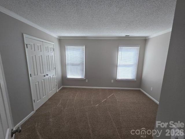 9011 Coleshire Court, Charlotte, NC 28269