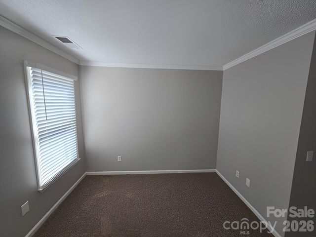 9011 Coleshire Court, Charlotte, NC 28269