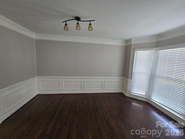 9011 Coleshire Court, Charlotte, NC 28269