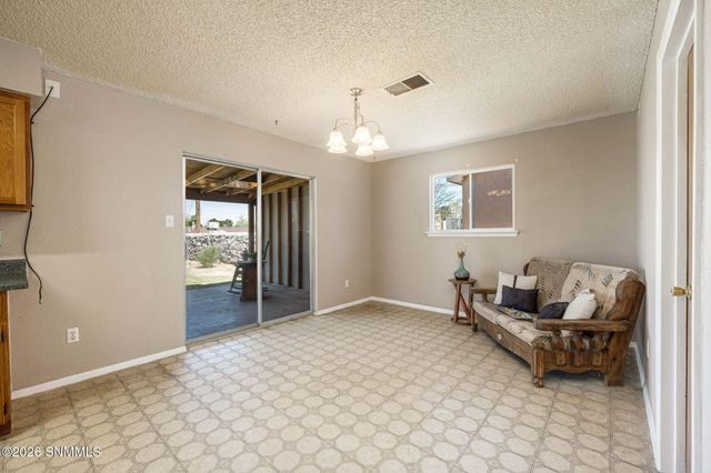 1837 Defiance Road, Las Cruces, NM 88001