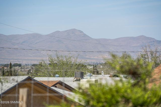 1837 Defiance Road, Las Cruces, NM 88001