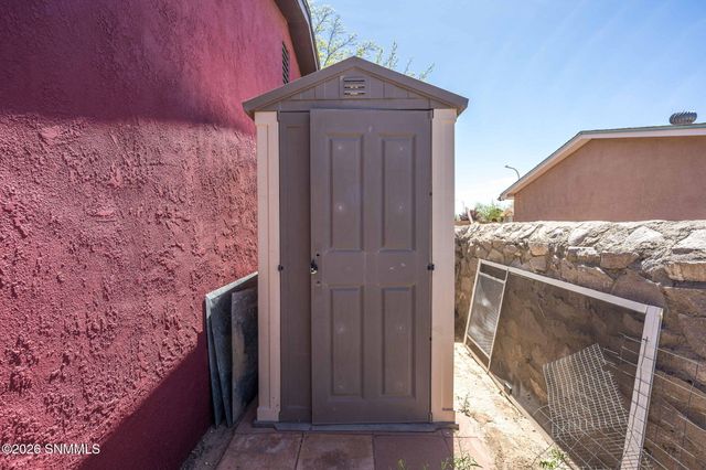 1837 Defiance Road, Las Cruces, NM 88001