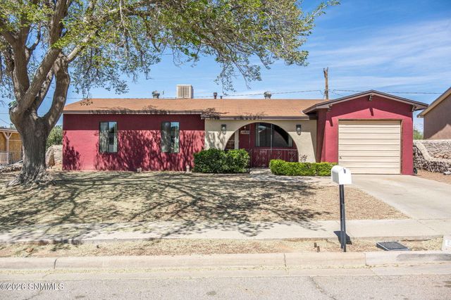 1837 Defiance Road, Las Cruces, NM 88001