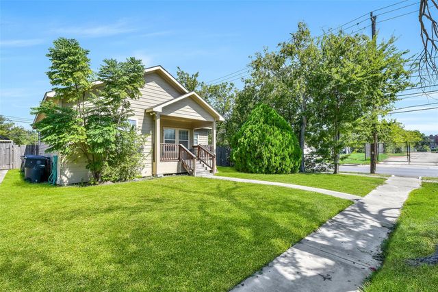 4733 Clay Street, Houston, TX 77023