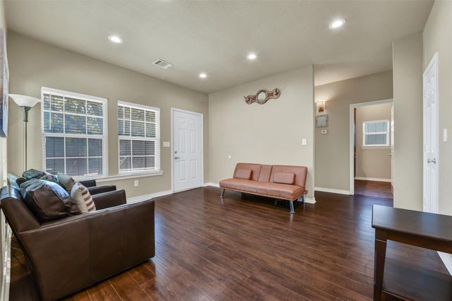 4733 Clay Street, Houston, TX 77023