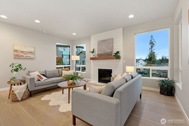 8132 73rd Place NE, Marysville, WA 98270