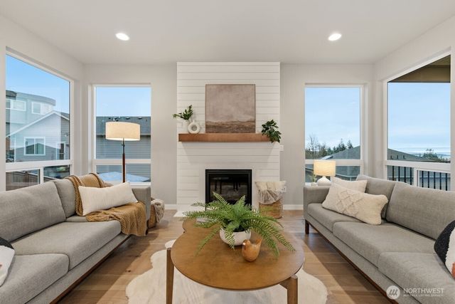 8132 73rd Place NE, Marysville, WA 98270