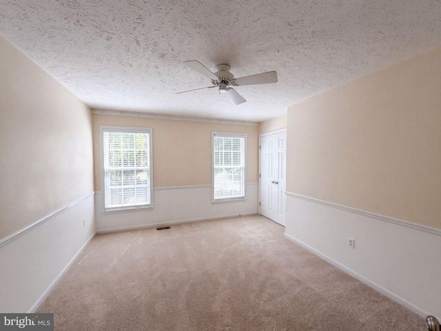 11301 WILLOWDALE DR, Germantown, MD 20876