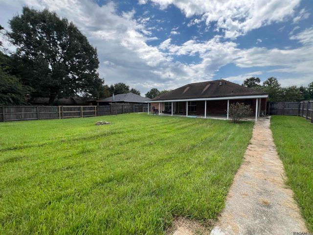 9915 Hawthorne Dr, Baton Rouge, LA 70809