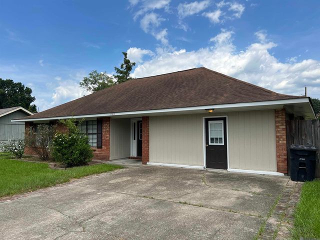 9915 Hawthorne Dr, Baton Rouge, LA 70809