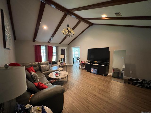 9915 Hawthorne Dr, Baton Rouge, LA 70809