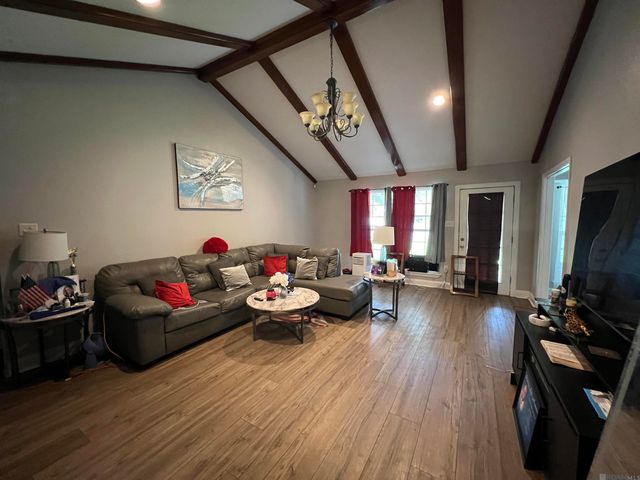 9915 Hawthorne Dr, Baton Rouge, LA 70809