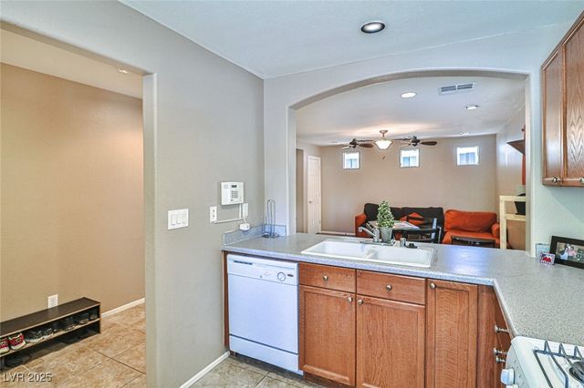 9068 Alluring Avenue, Las Vegas, NV 89149