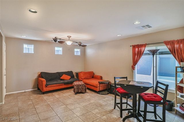 9068 Alluring Avenue, Las Vegas, NV 89149