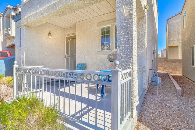 9068 Alluring Avenue, Las Vegas, NV 89149
